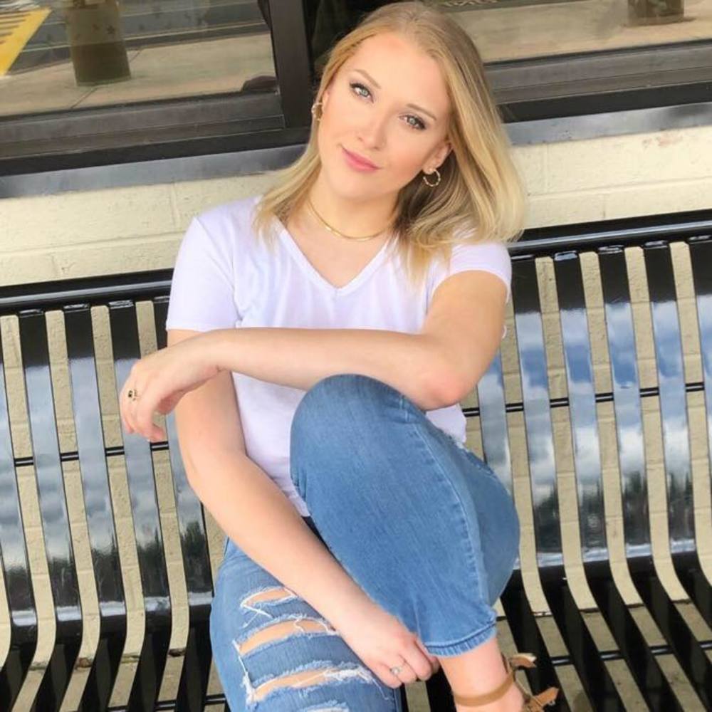 Meet your Posher, Hannah